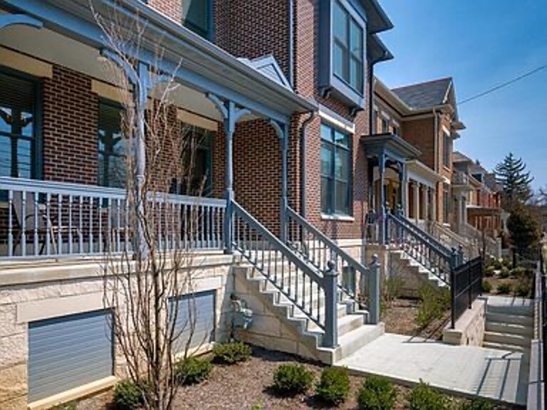 112 W Starr Ave in Columbus, OH - Foto de edificio