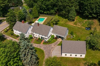 171 Cable Rd in Rye, NH - Building Photo - Building Photo