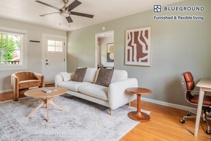 315 Hawthorne Ave, Unit SI FL2-ID2008 in Palo Alto, CA - Building Photo