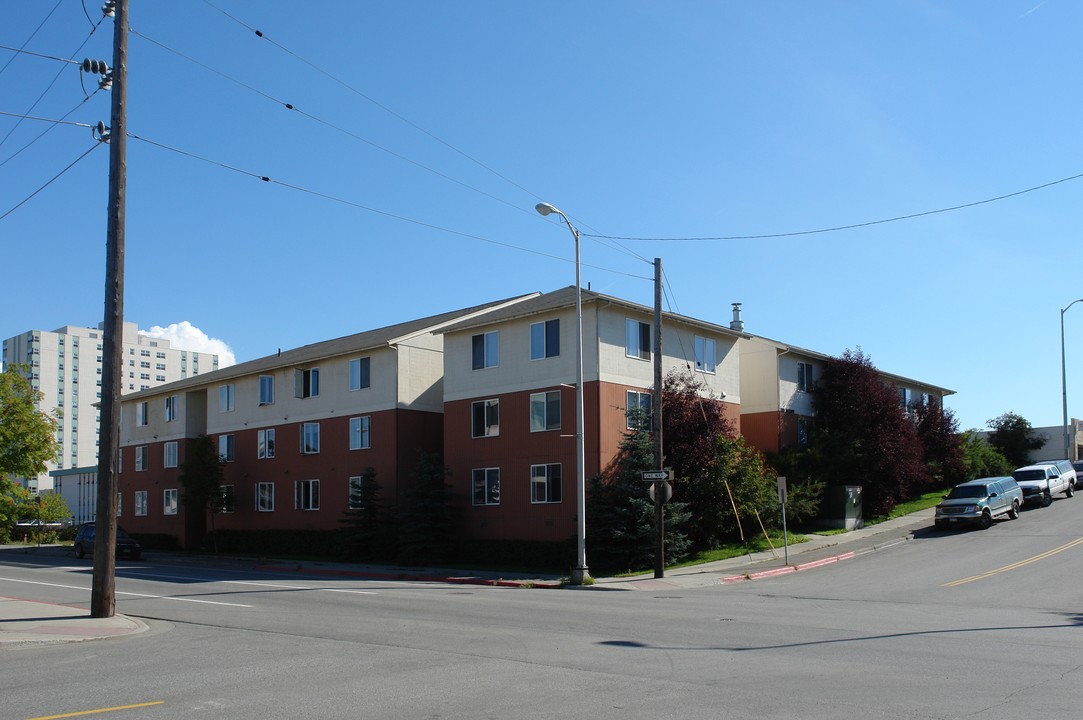 Hill Point Apartments in Anchorage, AK - Building Photo