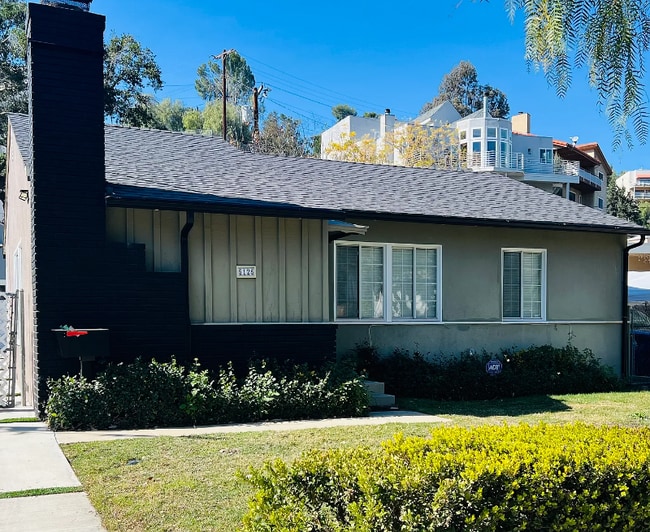 property at 5125 Canoga Ave