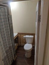 60 N Main St, Unit 58 204 in Three Rivers, MI - Building Photo - Building Photo