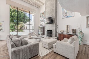 10113 E Topaz Dr in Scottsdale, AZ - Building Photo