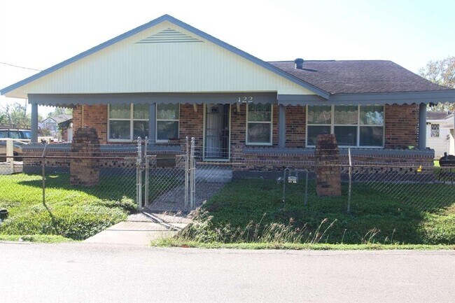 property at 422 Tennessee St