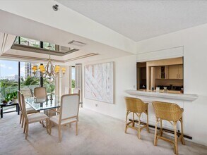 2800 Island Blvd in Aventura, FL - Foto de edificio - Building Photo