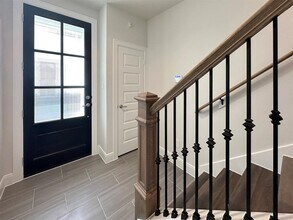 2716G Grand Fountains Dr in Houston, TX - Building Photo - Building Photo