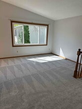 3438 Chalet View Ln NW in Rochester, MN - Building Photo - Building Photo