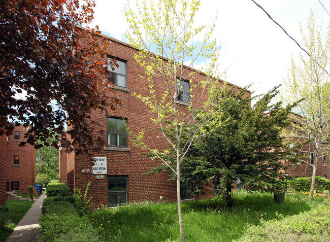 1012 O'connor Dr in Toronto, ON - Building Photo - Building Photo