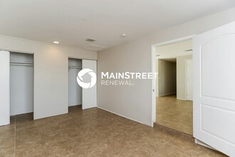6725 S Via Perico in Tucson, AZ - Building Photo - Building Photo