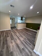 5148 Alvada St in Lynwood, CA - Foto de edificio - Building Photo