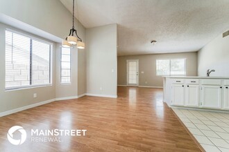 801 S Granite Falls Dr in Tucson, AZ - Building Photo - Building Photo