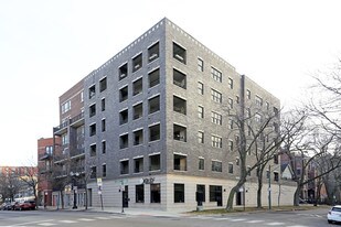 340 W Evergreen Ave in Chicago, IL - Building Photo