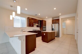 6841 Toll Mountain St in North Las Vegas, NV - Building Photo - Building Photo