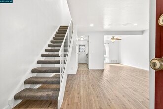 101 Villa Cir in Fairfield, CA - Building Photo - Building Photo