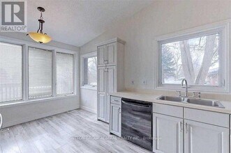 2238 4th Line in Innisfil, ON - Building Photo - Building Photo
