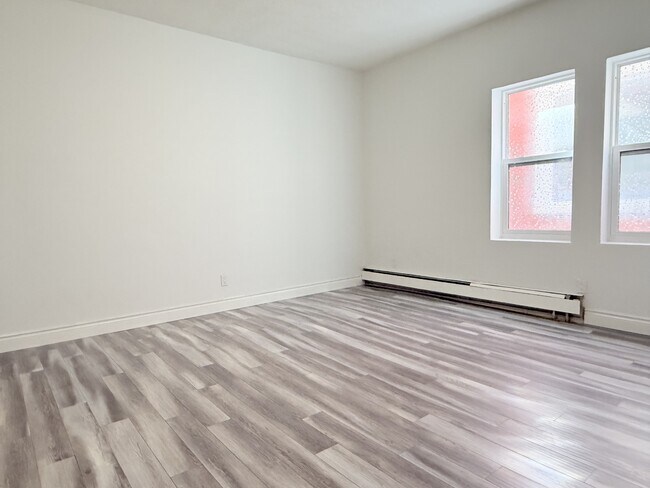581 Pierre Ave in Windsor, ON - Building Photo - Building Photo