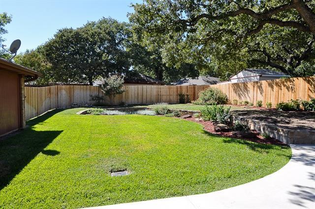 property at 3 Whispering Vine Ct