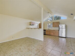 227 Shin Oak Dr in Live Oak, TX - Building Photo - Building Photo