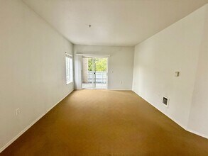 801 Rainier Ave N in Renton, WA - Building Photo - Building Photo