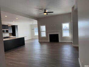1605 Blenheim Dr in Springfield, IL - Building Photo - Building Photo