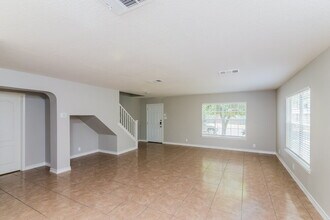 7023 Western Skies in San Antonio, TX - Building Photo - Building Photo