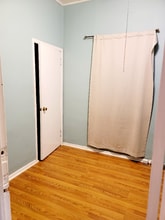 35 E 49th St in Bayonne, NJ - Foto de edificio - Building Photo