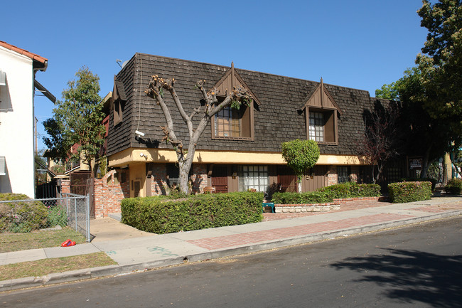 515-517 N Hobart Blvd in Los Angeles, CA - Building Photo - Building Photo