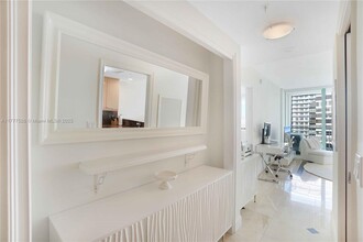 3350 SW 27th Ave in Miami, FL - Building Photo - Building Photo