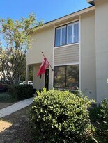 359 Spoonbill Ln, Unit A in Mount Pleasant, SC - Building Photo
