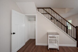 10 C Kirby Rd in Saratoga Springs, NY - Building Photo - Building Photo