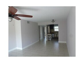 21895 Lake Forest Cir in Boca Raton, FL - Building Photo - Building Photo