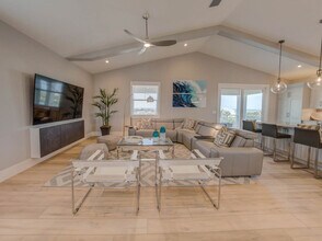 51 Ocean St in Palm Coast, FL - Building Photo - Building Photo