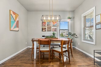 509 N Lawe St, Unit A in Appleton, WI - Building Photo - Building Photo