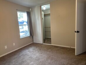 150 Reflections Dr, Unit Apartment 25 in San Ramon, CA - Building Photo - Building Photo