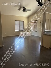 7620 Lindsay Rd in Bakersfield, CA - Building Photo - Building Photo