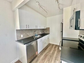 3080 Cornwall D, Unit 3080 in Boca Raton, FL - Foto de edificio - Building Photo