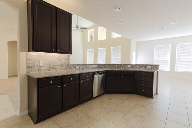 4615 Russet Leaf Trace