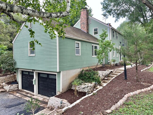 4N355 Knoll Creek Dr in St. Charles, IL - Building Photo - Building Photo