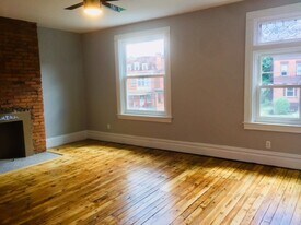 5533 Black St in Pittsburgh, PA - Building Photo