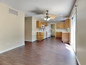 3455 Lakebrook Ct in Hamilton, OH - Building Photo - Building Photo