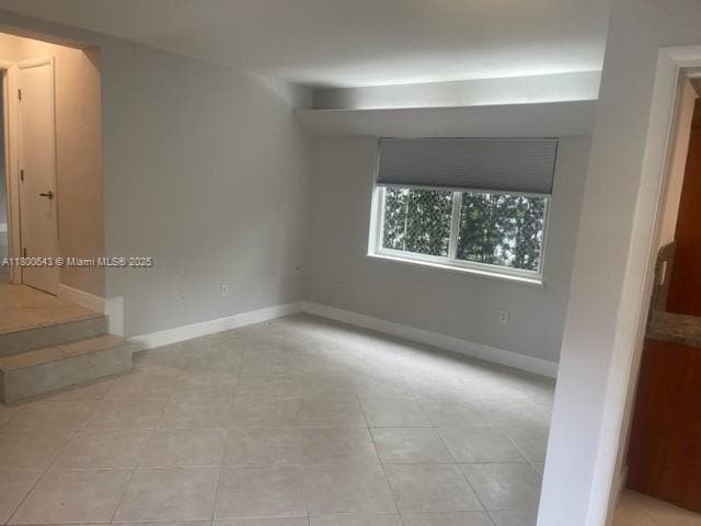 125 Edgewater Dr in Coral Gables, FL - Building Photo - Building Photo