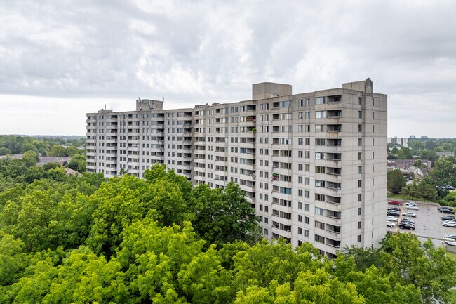 Highview Glen in London, ON - Building Photo - Building Photo