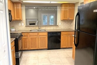 9566 Southbrook Dr in Jacksonville, FL - Foto de edificio - Building Photo