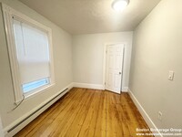 22 Howell St, Unit 2 in Boston, MA - Building Photo - Building Photo