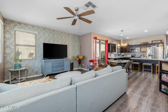 7747 W Eaton Rd in Phoenix, AZ - Building Photo - Building Photo