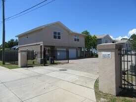 2416 Astrid Ln in Panama City Beach, FL - Building Photo