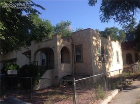 2502 W Pikes Peak Ave in Colorado Springs, CO - Building Photo