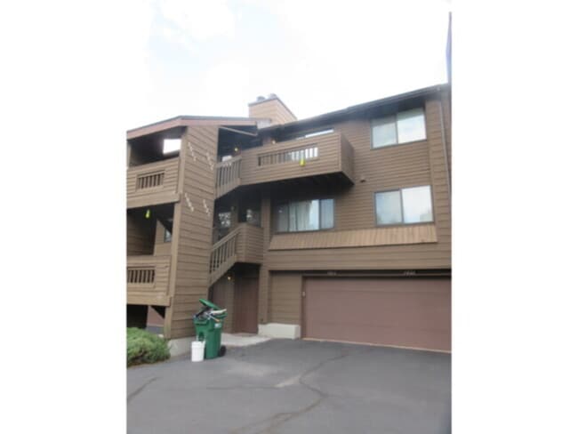 property at 1017 Moorings Dr