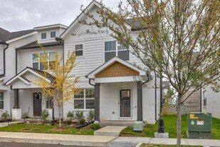 2129 Bayport Ave in Old Hickory, TN - Building Photo