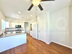 40713 N Courage Trail in Anthem, AZ - Building Photo - Building Photo
